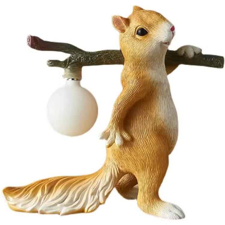 Παιδικό επιτραπέζιο φωτιστικό Nordic Bedside Resin Cartoon Squirrel